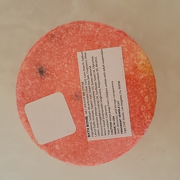 Fragrant Jewels Sunflower Bath Bomb - Picture 2 of 5